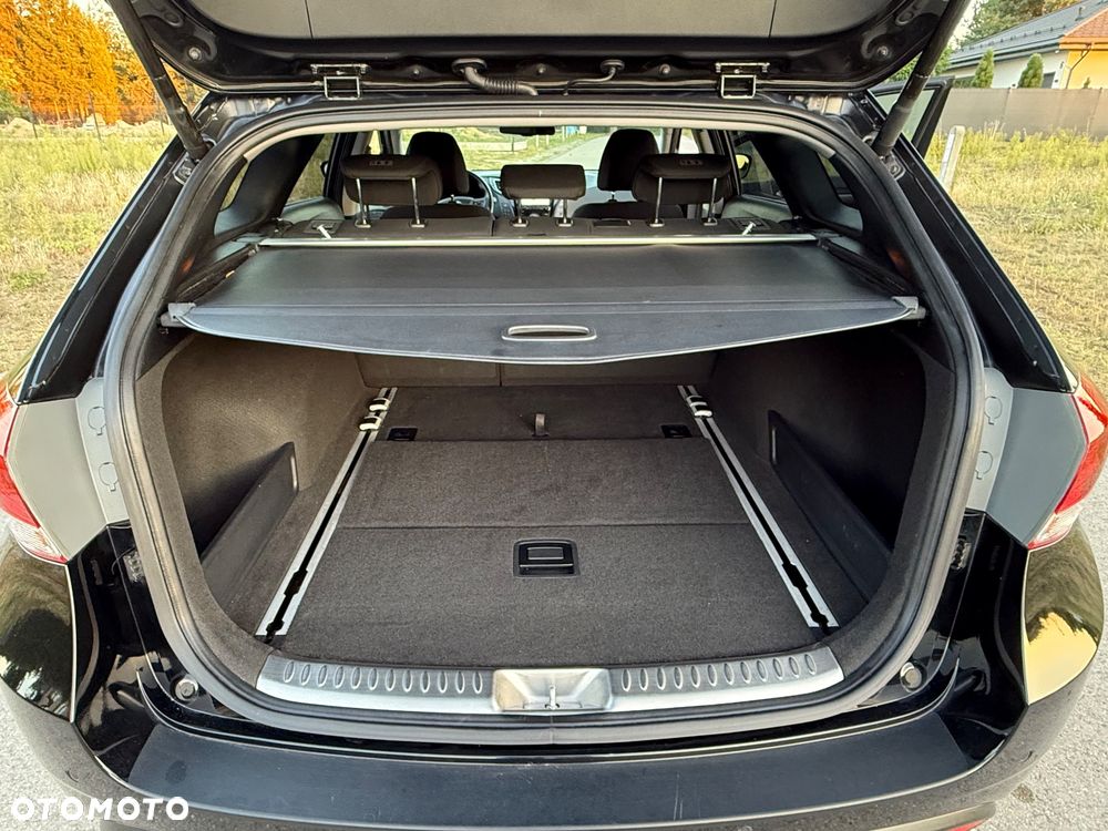 Hyundai i40 Kombi 1.7 CRDi Premium - 30