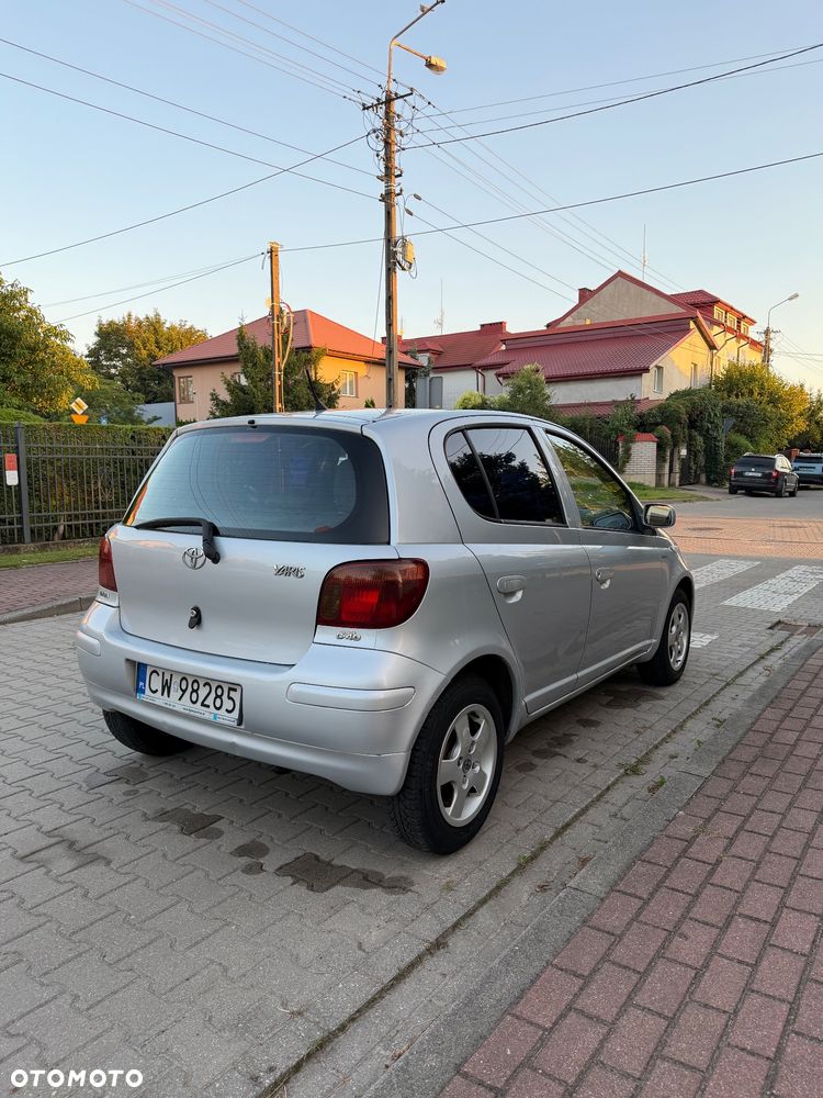 Toyota Yaris 1.4 D-4D Terra - 12