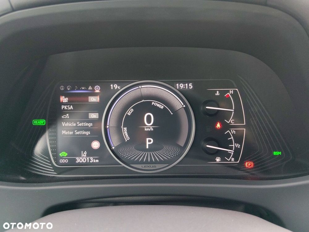 Lexus UX 250h GPF F Sport Design 2WD - 18