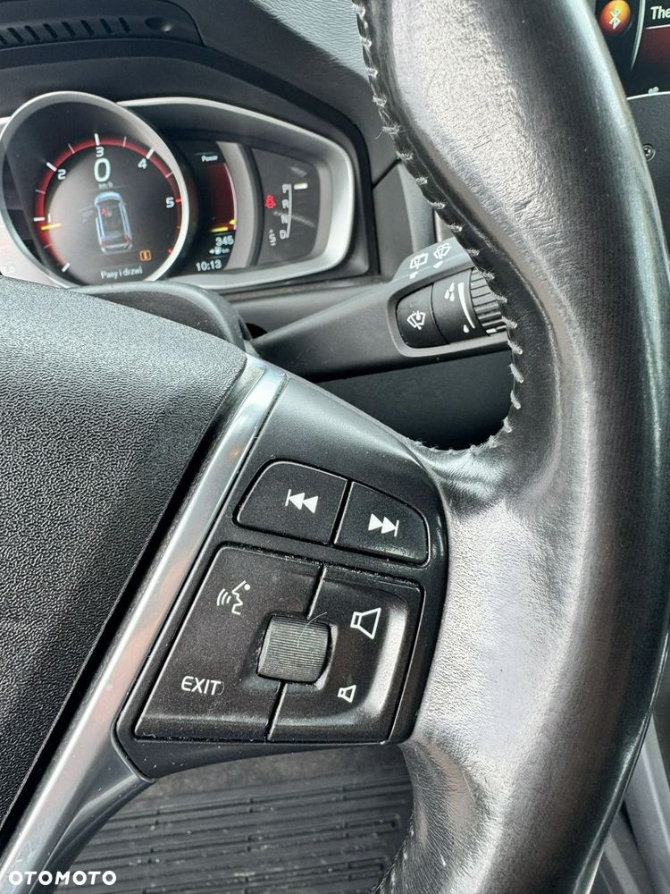 Volvo V70 D4 Geartronic Momentum - 24