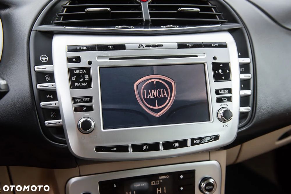 Lancia Delta 1.9 MultiJet 16V Twinturbo Gold - 19