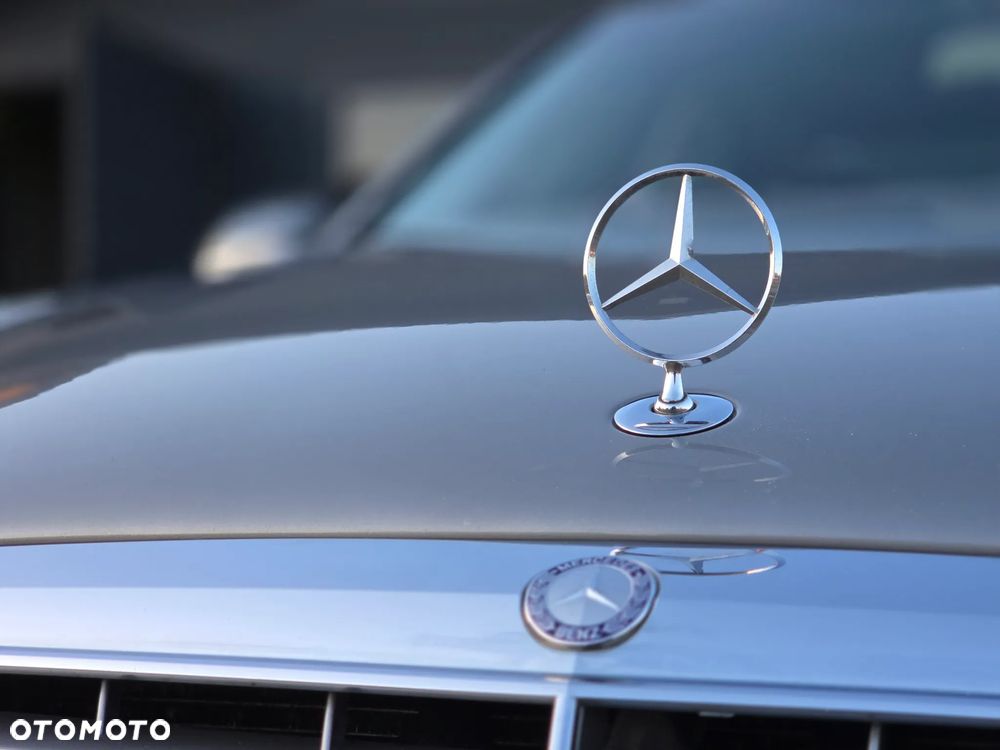 Mercedes-Benz Klasa E - 19