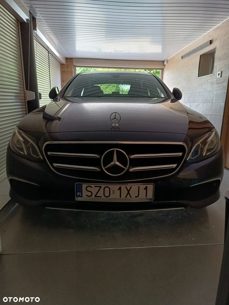 Mercedes-Benz Klasa E - 9
