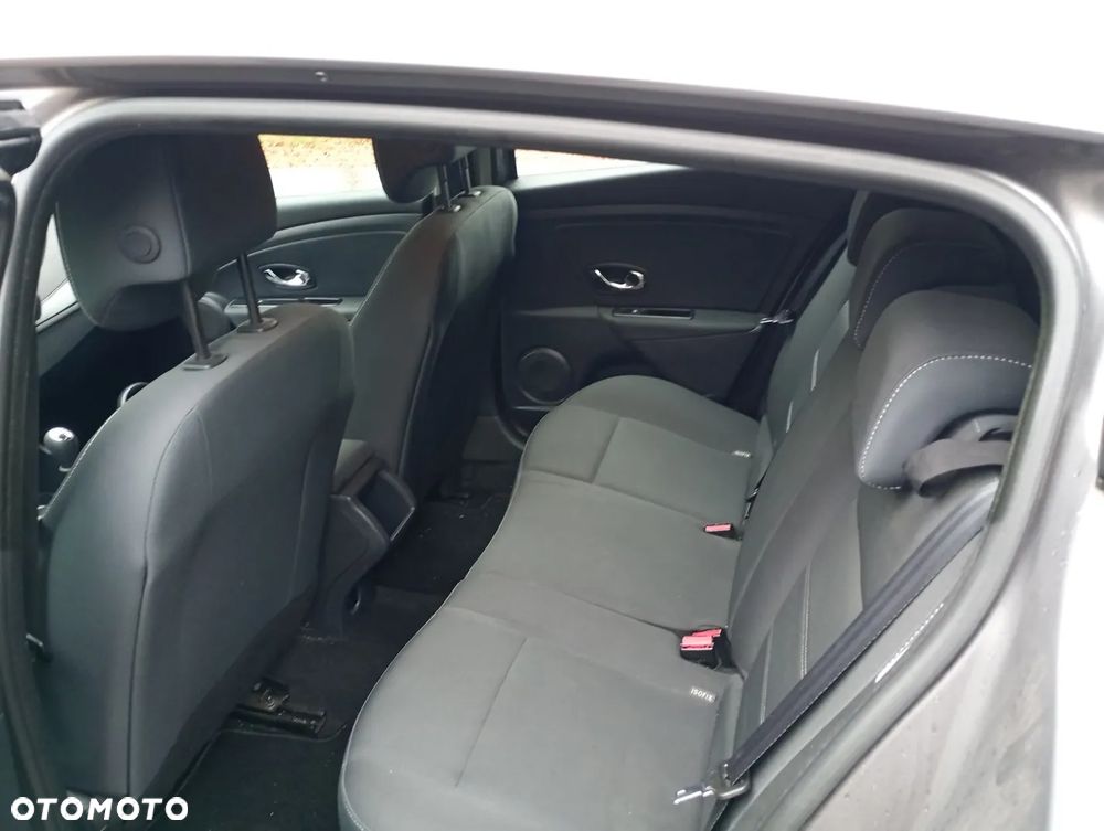 Renault Megane - 11