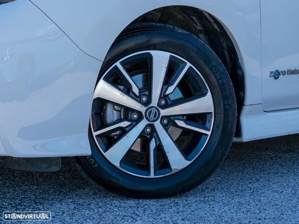 Nissan Leaf 40 kWh N-Connecta - 4