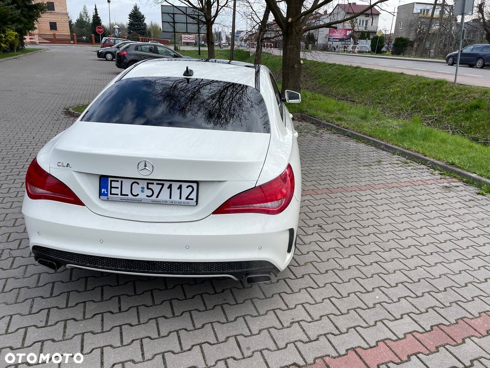Mercedes-Benz CLA 200 7G-DCT AMG Line - 5