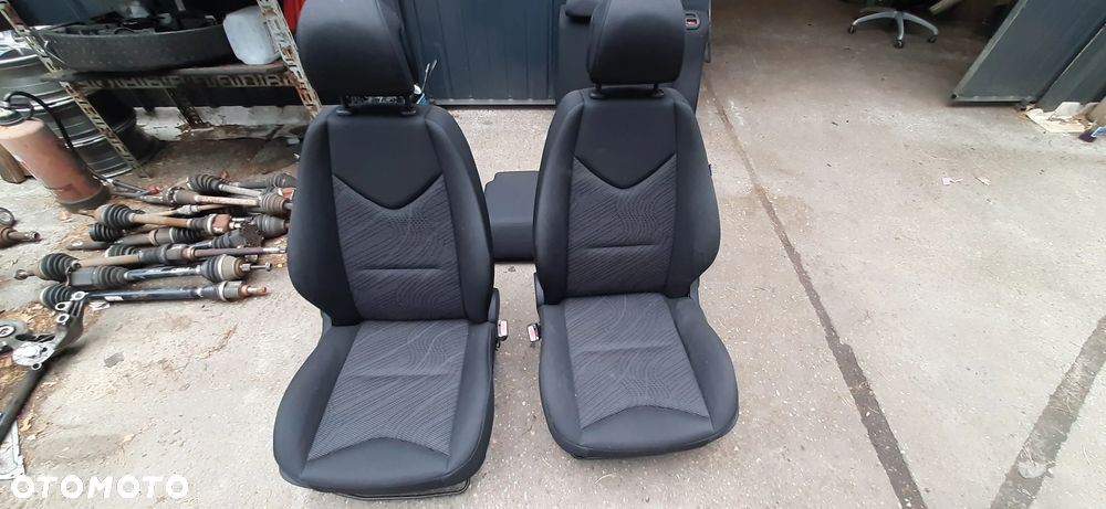 Peugeot 308 t7 SIEDZENIA Fotele Podgrzewane kanapa tył Europa Komplet  Zbiorniczek pompka spryskiwacza szyby Peugeot  308 t7 9800219180 9806386580 9806386380 9800219380 - 3