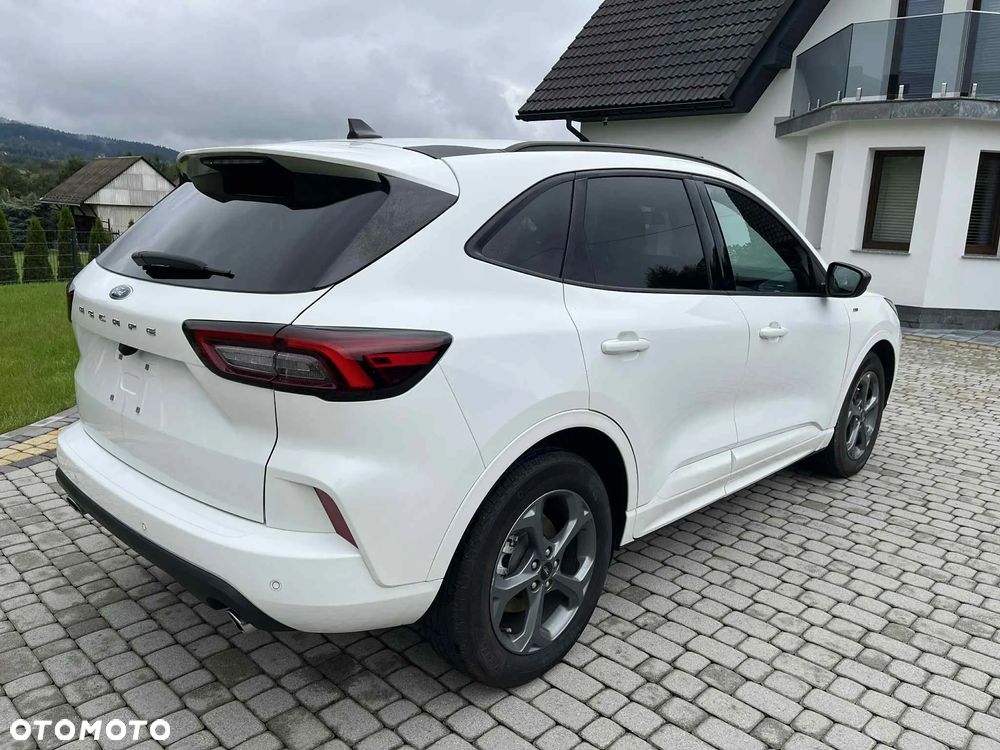 Ford Kuga 1.5 EcoBoost ST-LINE X - 6