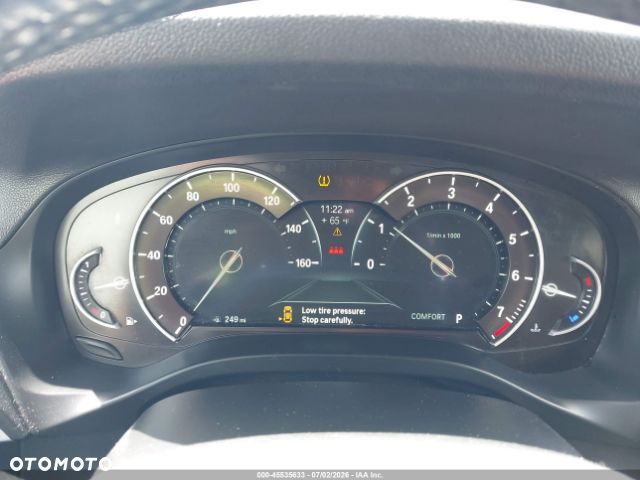BMW X3 xDrive30i Luxury Line - 7