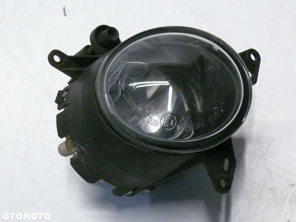 HALOGEN PRZEDNI PRAWY MITSUBISHI COLT LANCER 2004 2008 - 1