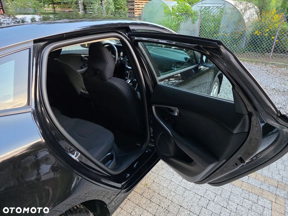 Volvo V40 - 21