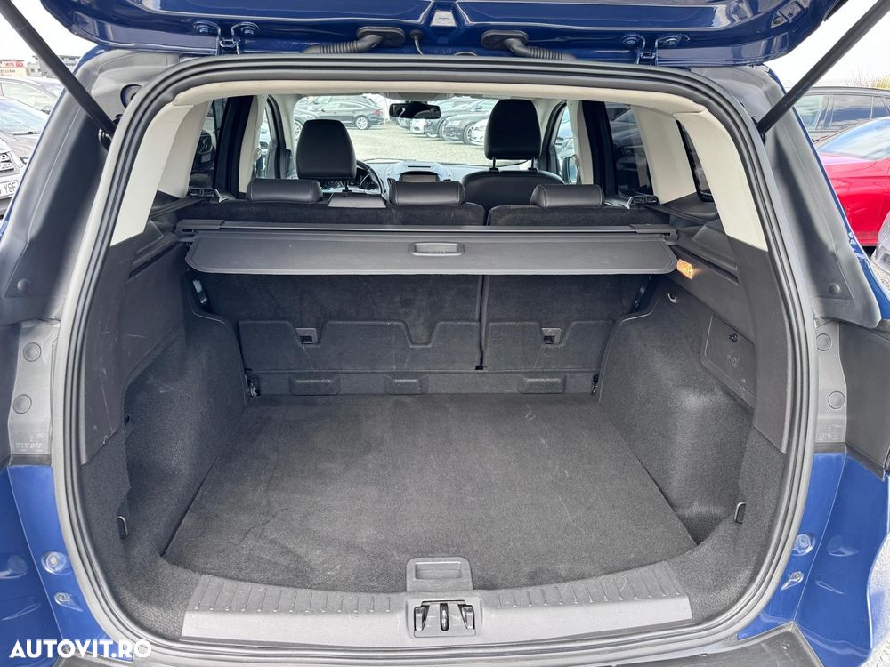 Ford Kuga 1.5 EcoBoost 4x4 Aut. Trend - 37