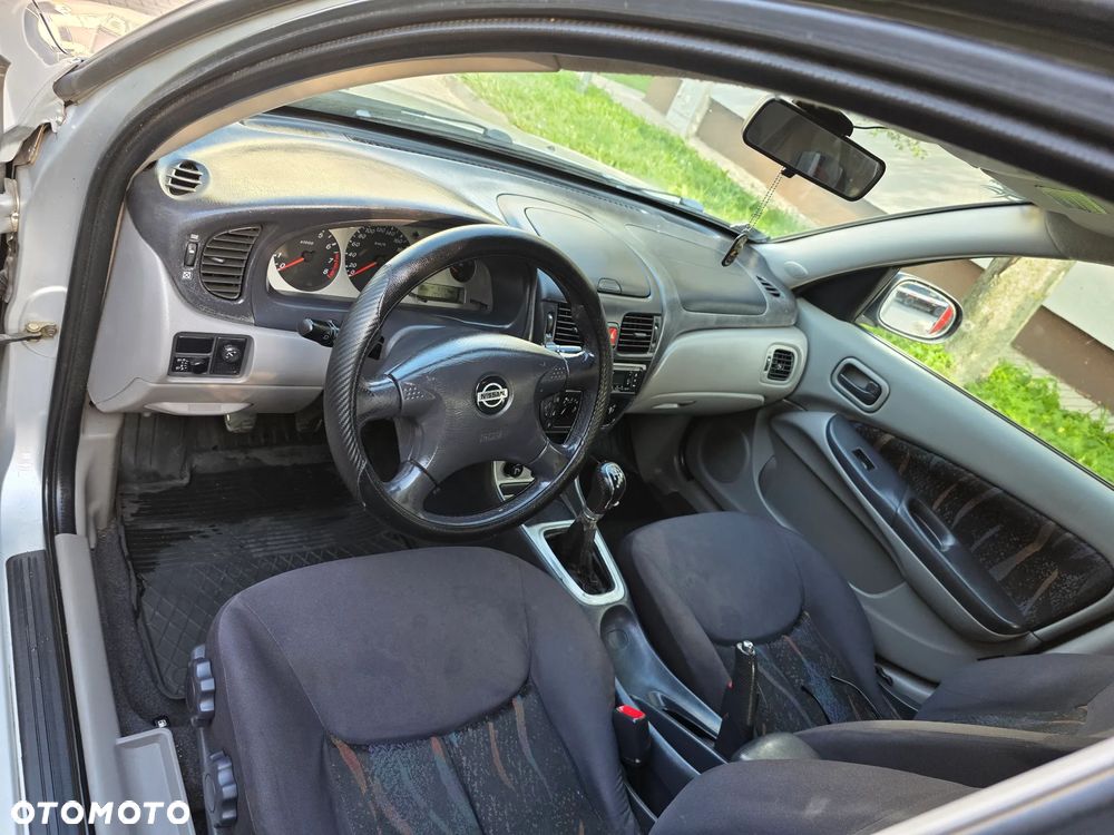Nissan Almera 1.5 Comfort - 11