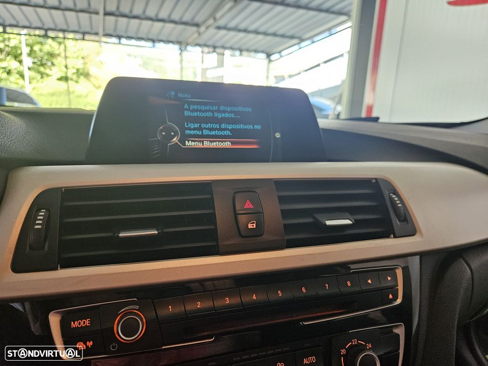 BMW 318 d Pack M Auto - 22