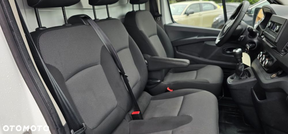 Renault TRAFIC 2.0 DCI 130 KM - 12