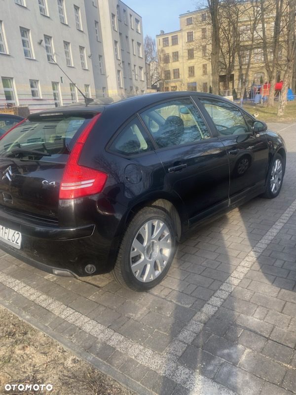 Citroën C4 1.6 16V Magic - 5