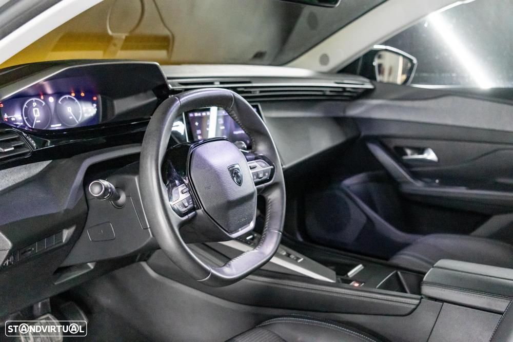 Peugeot 308 1.5 BlueHDi Allure EAT8 - 25