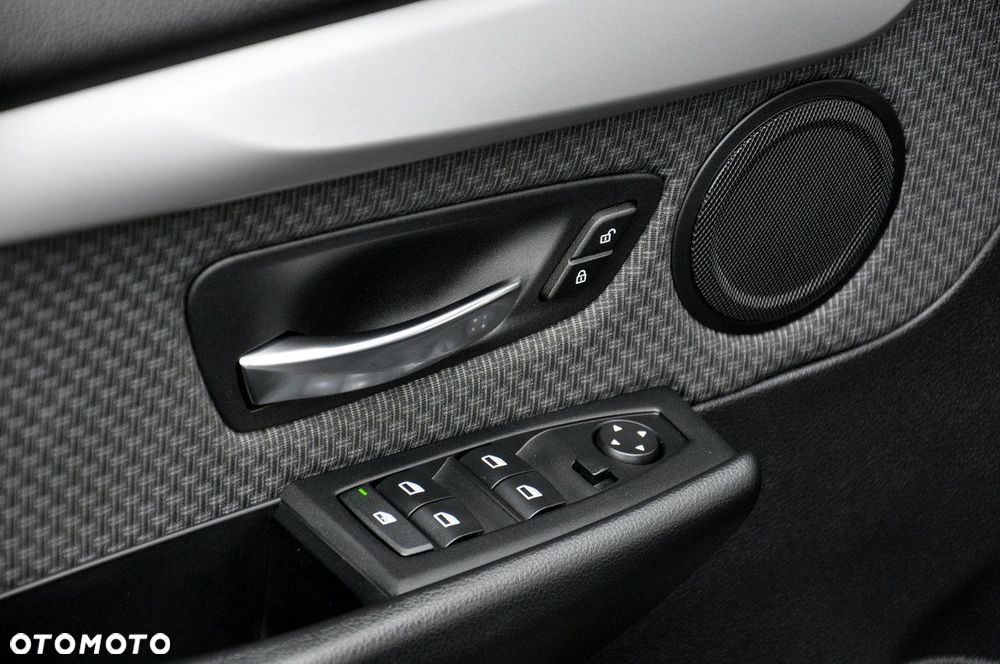 BMW Seria 2 218d Active Tourer Luxury Line - 9