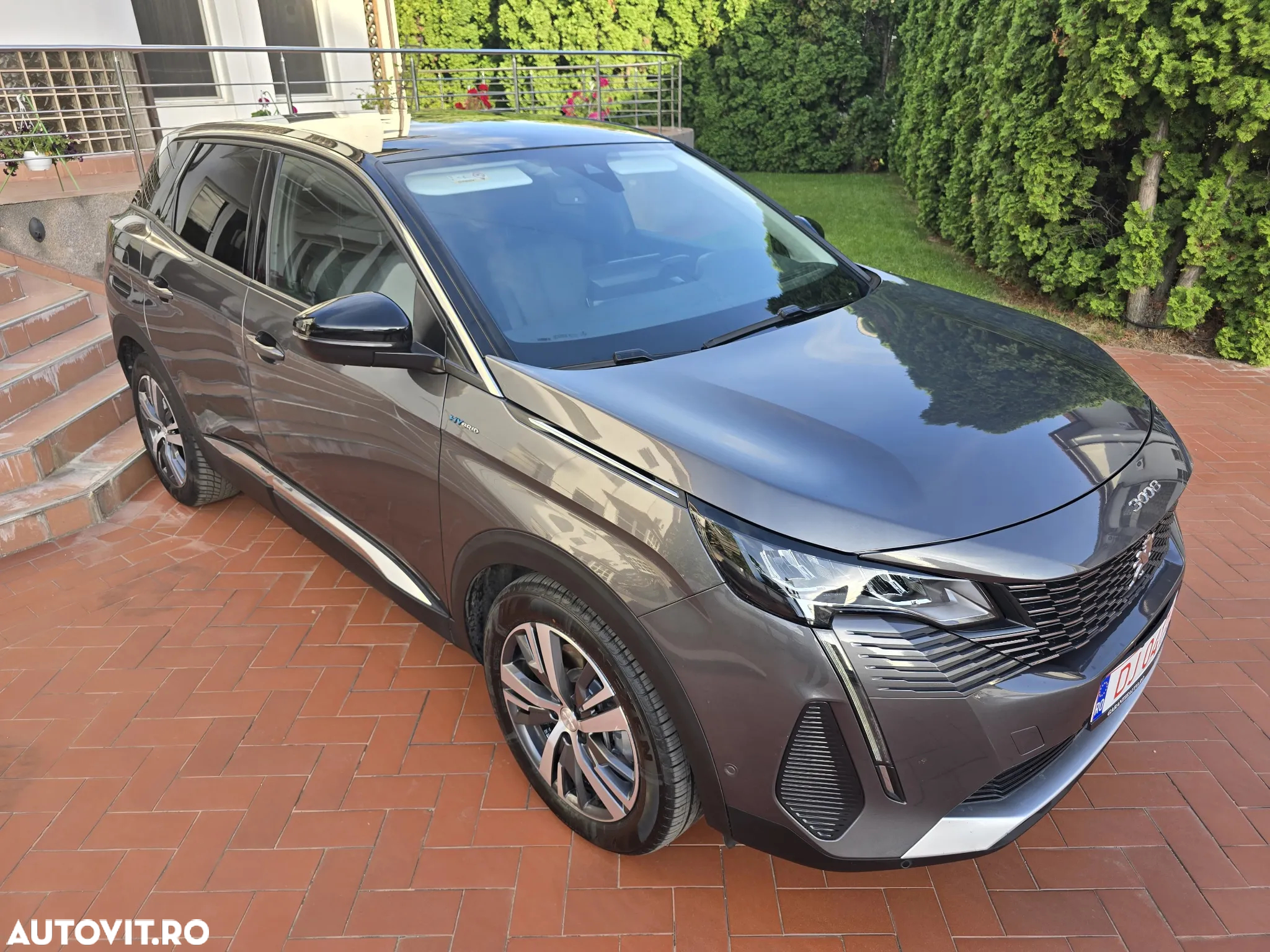 Peugeot 3008 PHEV EAT8 Allure - 3