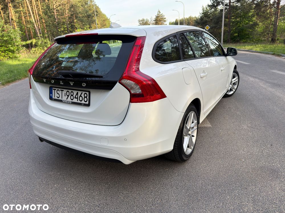 Volvo V60 D3 Drive-E Kinetic - 8