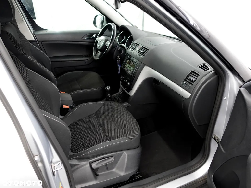 Skoda Yeti 2.0 TDI DPF Elegance Green tec - 12