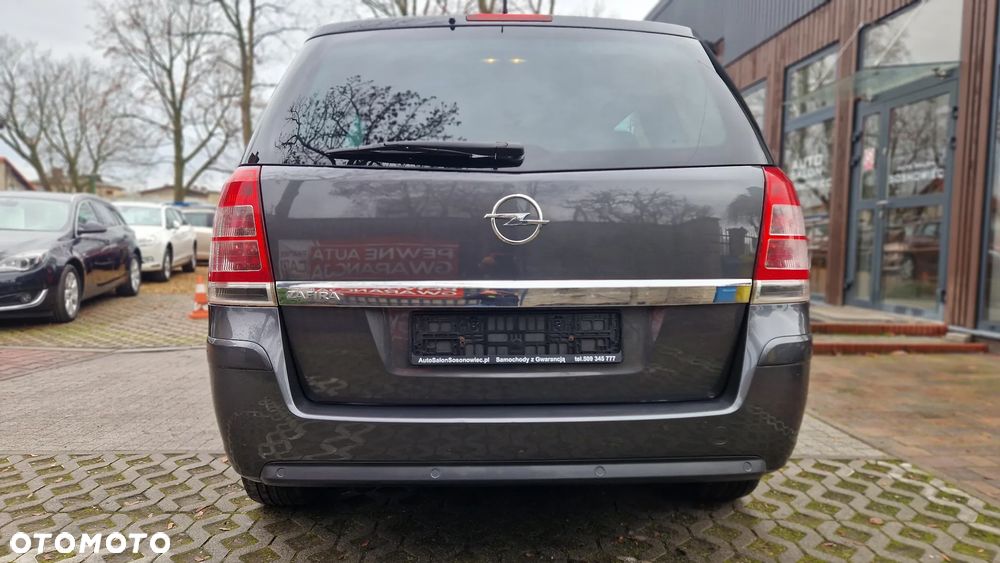 Opel Zafira - 15