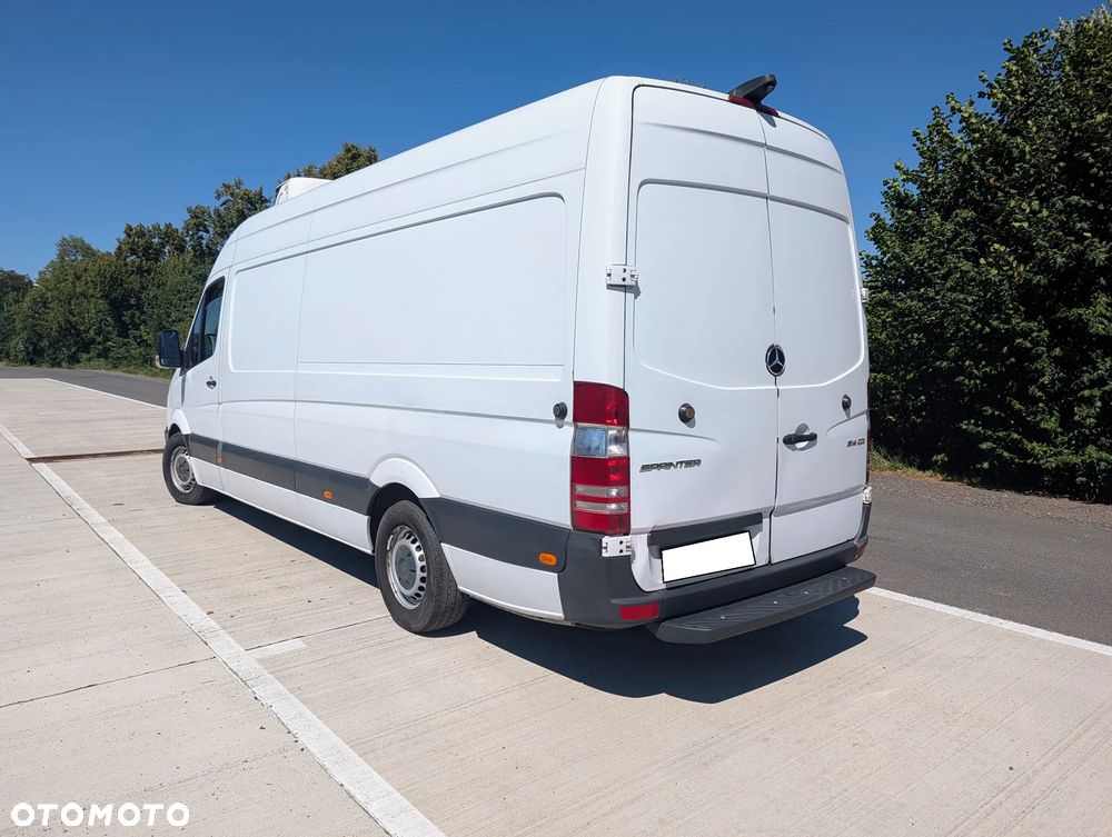 Mercedes-Benz Sprinter - 6
