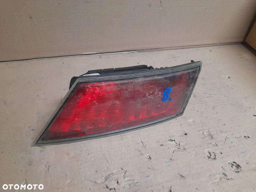 Lampa prawy tył tylna prawa Honda Civic VIII UFO w klape - 1