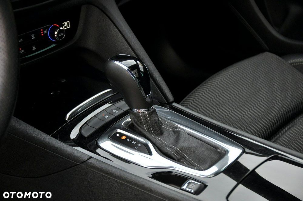 Opel Insignia - 34