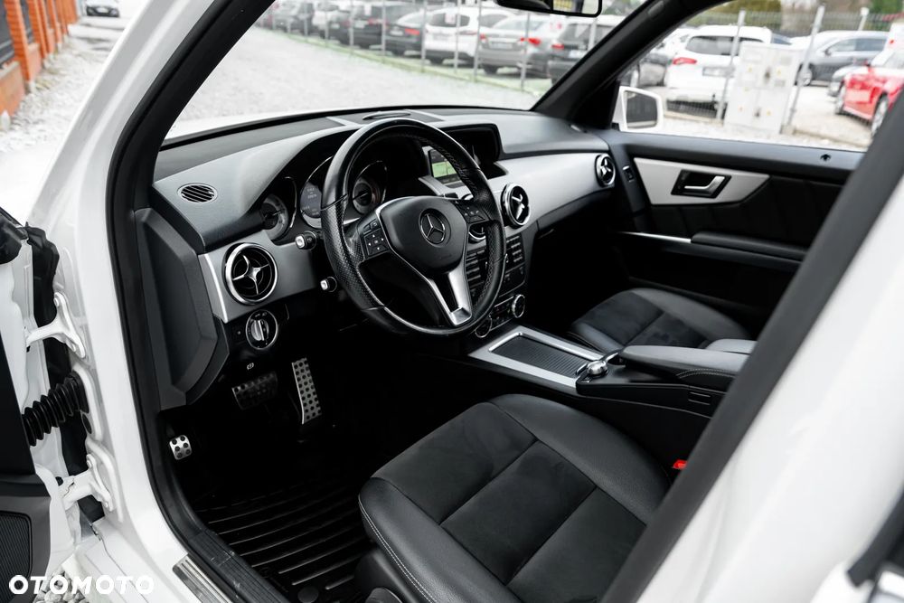 Mercedes-Benz GLK 220 CDI DPF 4Matic BlueEFFICIENCY 7G-TRONIC SPORT EDITION - 18