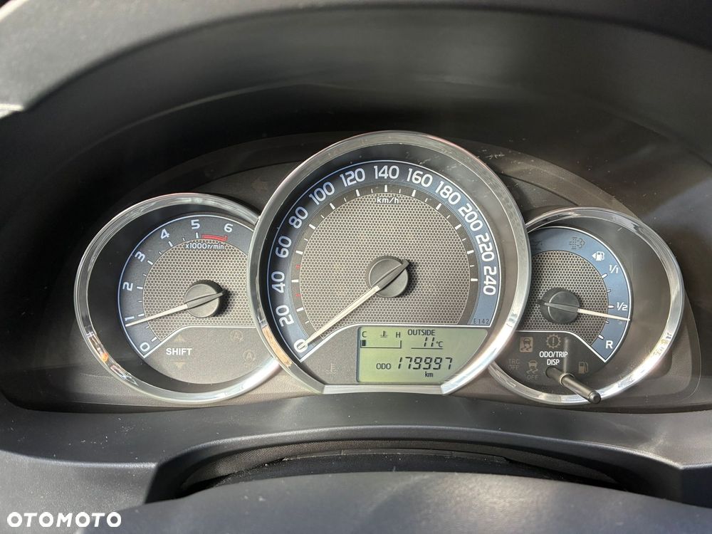 Toyota Corolla 1.4 D-4D Active - 9