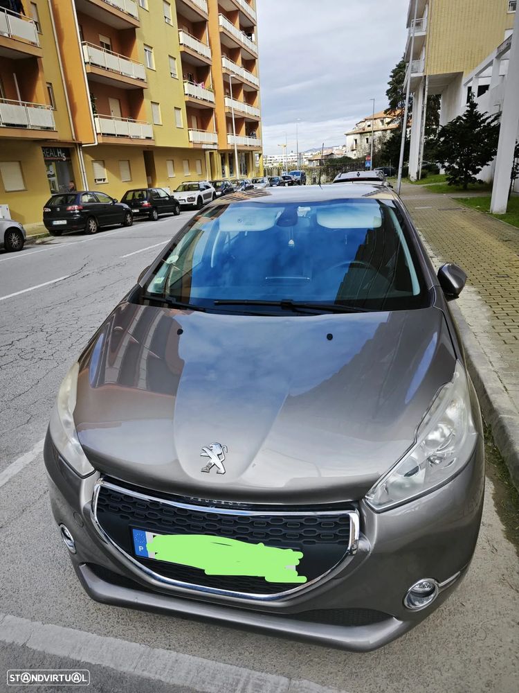 Peugeot 208 e-HDi 92 ETG6 Stop&Start Allure - 16