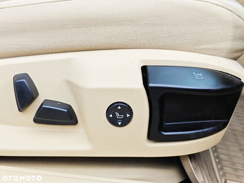 BMW Seria 5 - 33