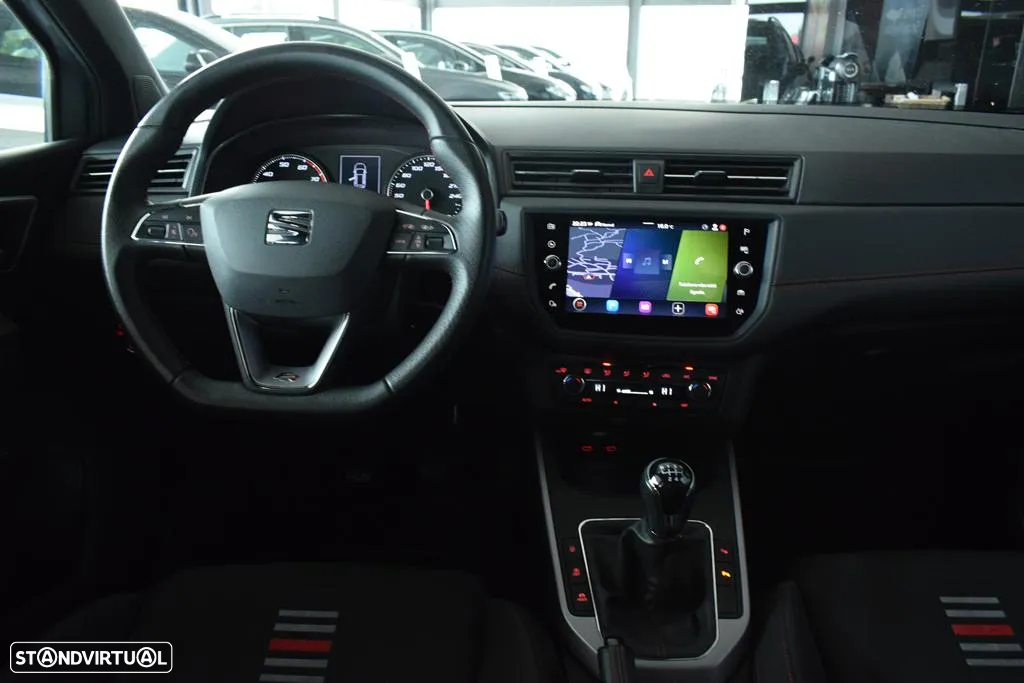 SEAT Arona 1.0 TSI FR - 32