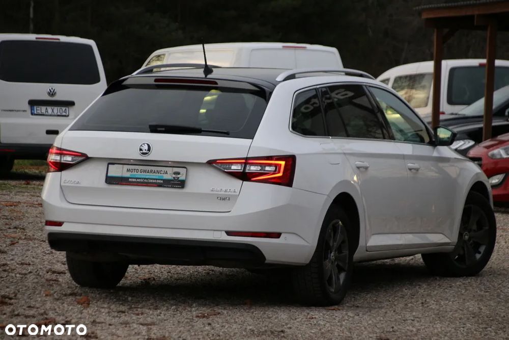 Skoda Superb 2.0 TDI 4x4 DSG Ambition - 18