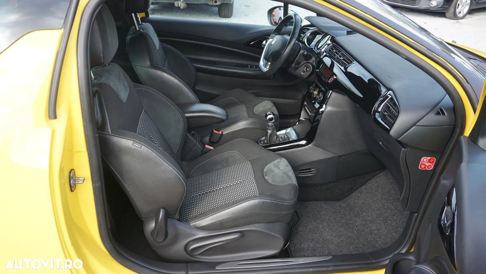 Citroën DS3 VTi 120 SoChic - 9