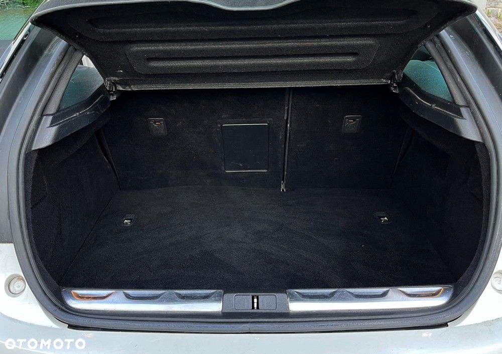 Citroën DS5 HDi 165 SportChic - 28