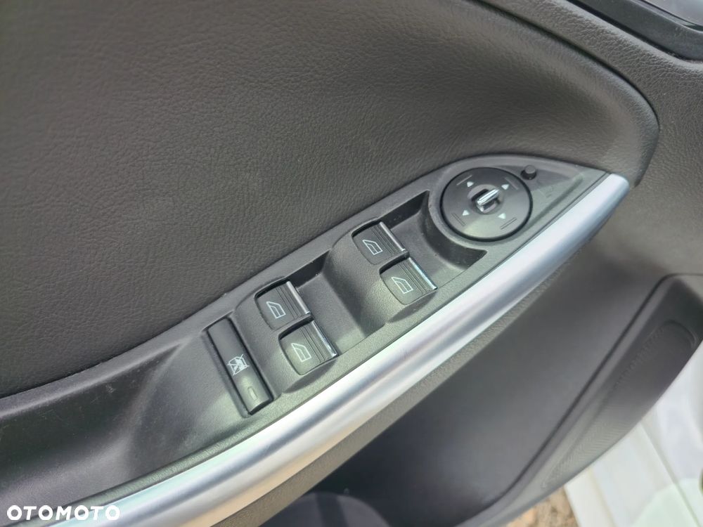 Ford Focus - 27