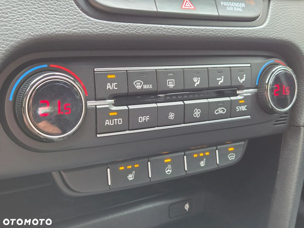 Kia ProCeed 1.5 T-GDI GT Line DCT - 30