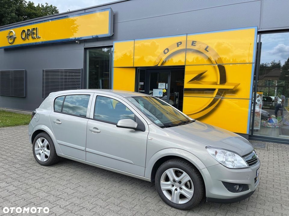 Opel Astra 1.6 Enjoy - 1
