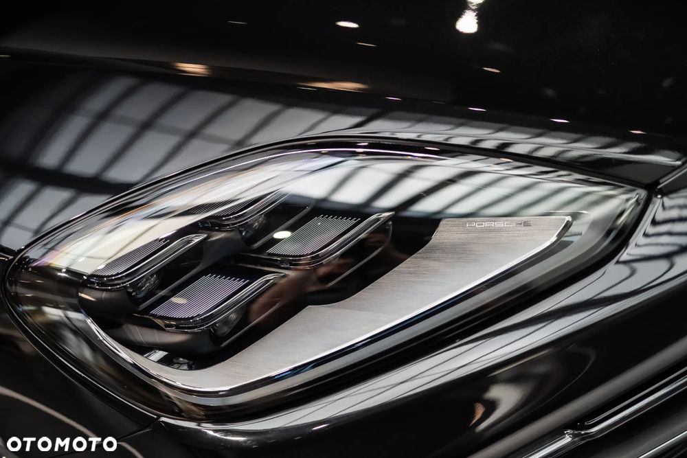 Porsche Cayenne E-Hybrid PHEV - 12