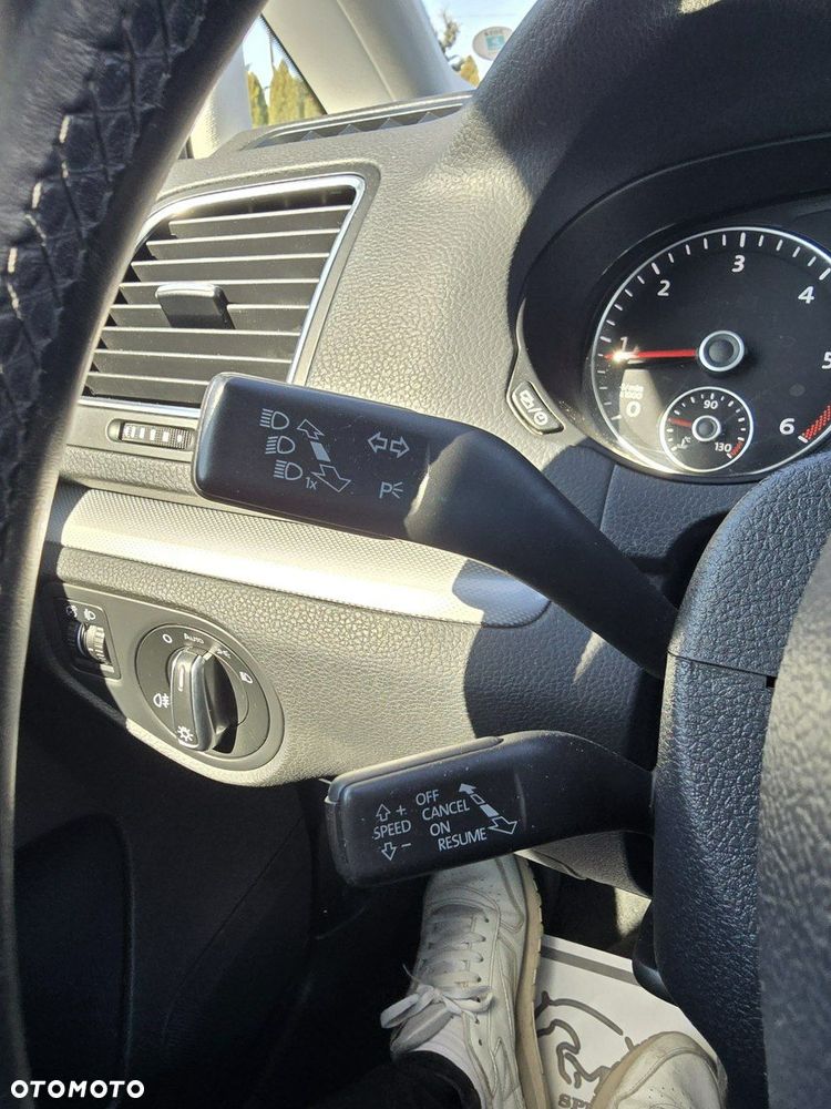 Volkswagen Sharan - 32