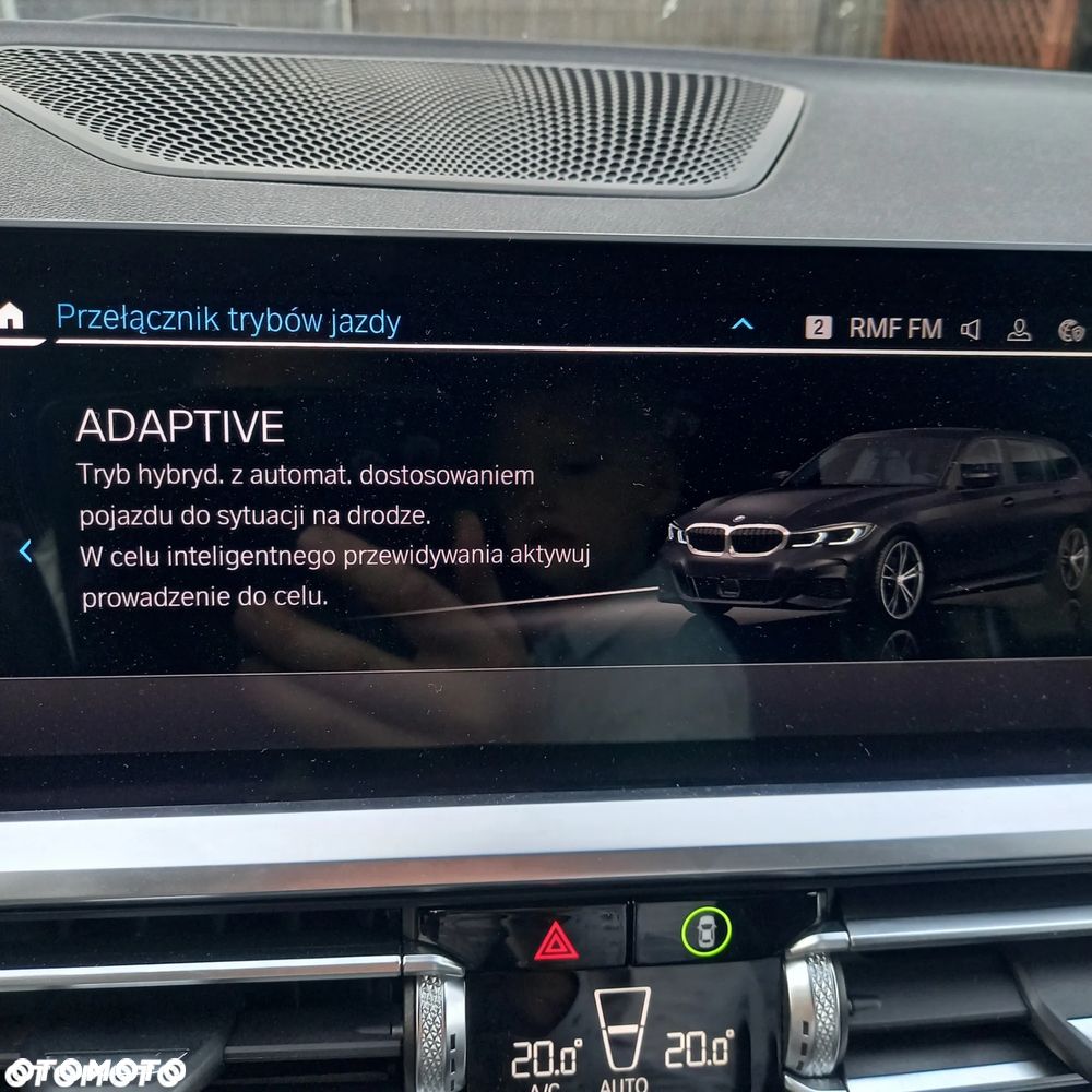 BMW Seria 3 330e xDrive M Sport sport - 33