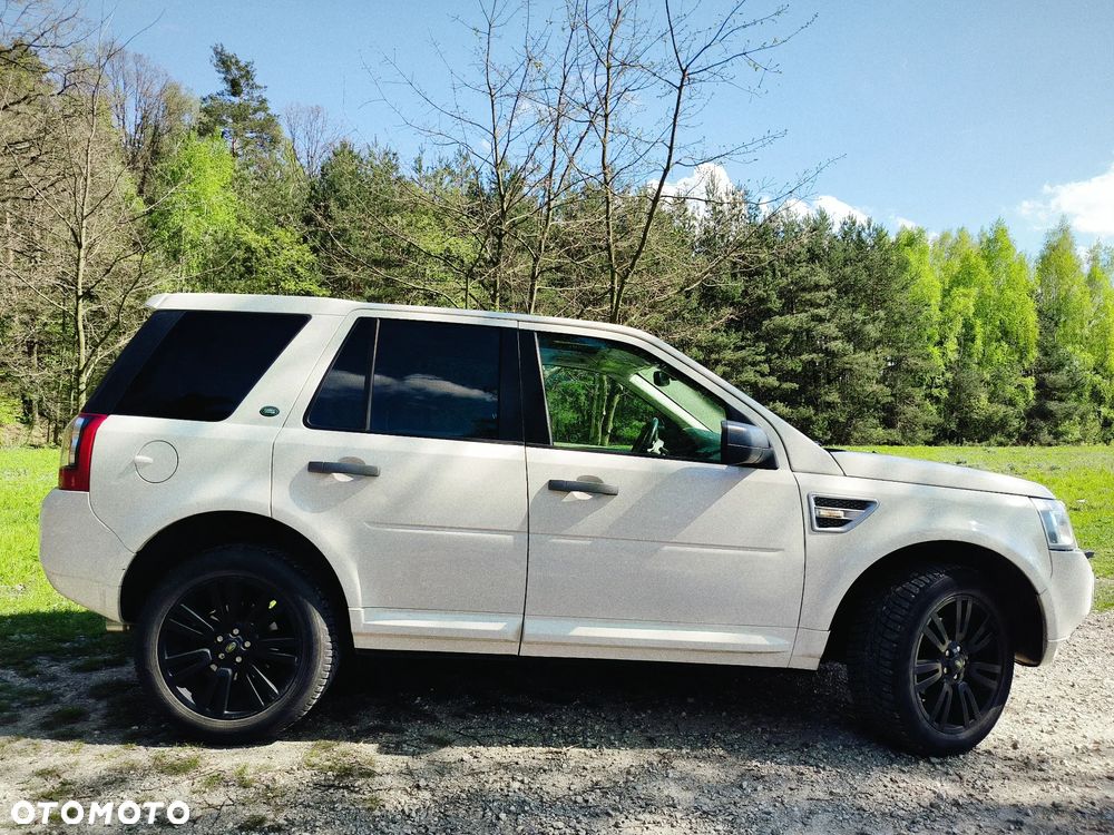 Land Rover Freelander II 3.2 i6 HSE - 10