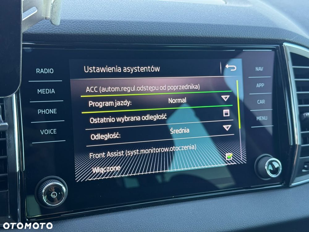 Skoda Karoq 1.6 TDI SCR 4x2 Style - 28