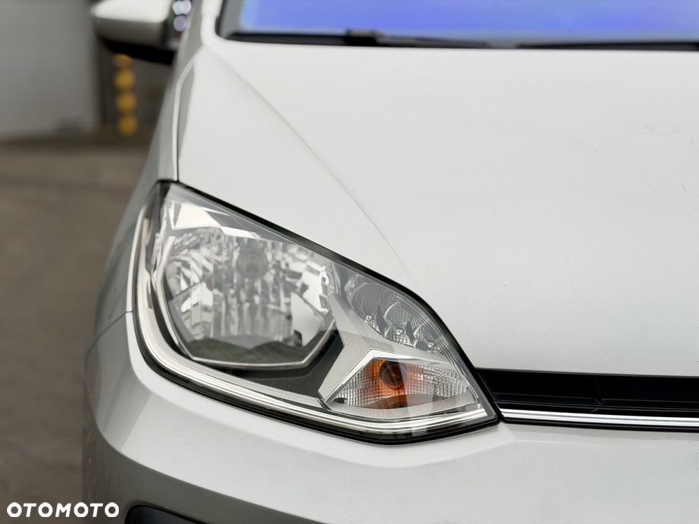 Volkswagen up! 1.0 street - 24