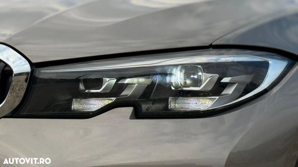 BMW Seria 3 320i Aut. Sport Line - 7