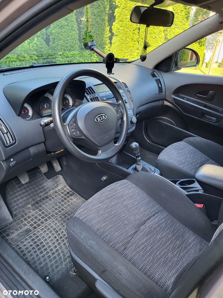 Kia Ceed Cee'd 1.4 Comfort - 10