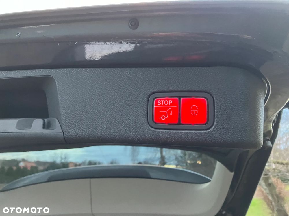 Mercedes-Benz ML - 13