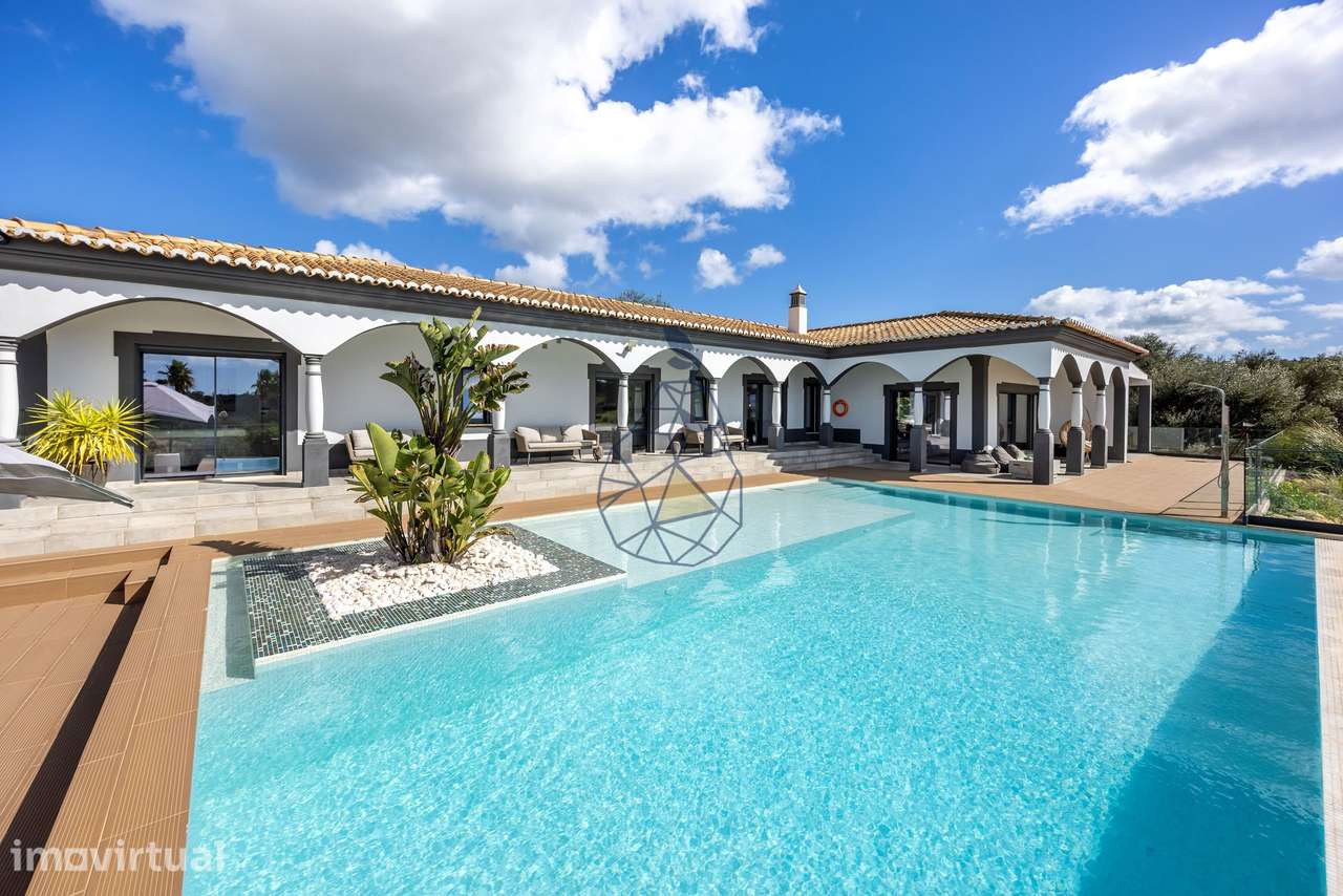 Arrendamento - Vila de Luxo no Algarve | Privacidade, Conforto e Exper - Grande imagem: 3/60